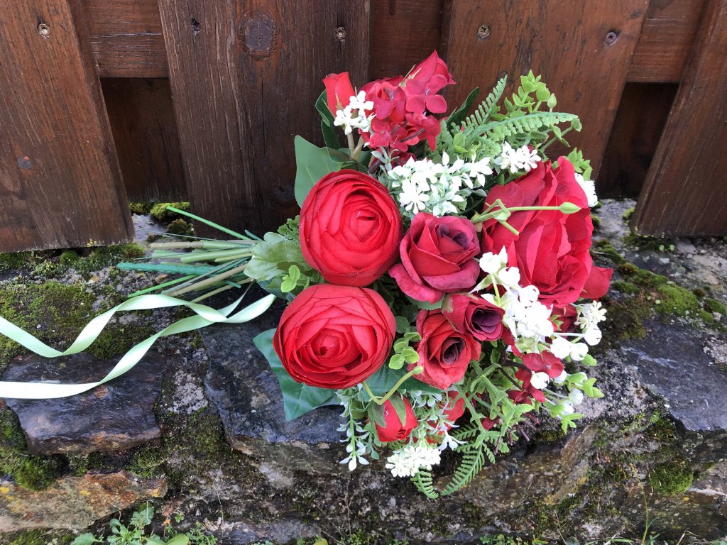 Umělá kytice růží